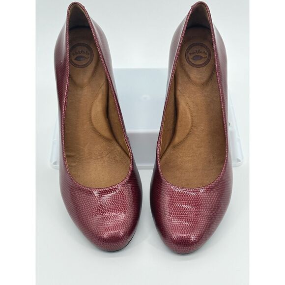 Nurture Copper Marjorie Reptile Print Pumps Heels Size 11M Burgundy Red Wine NEW - Picture 2 of 10